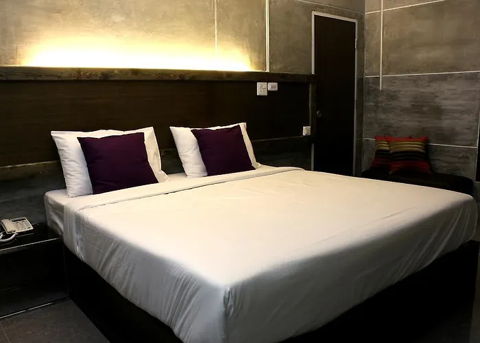 Hotel 68 3*
