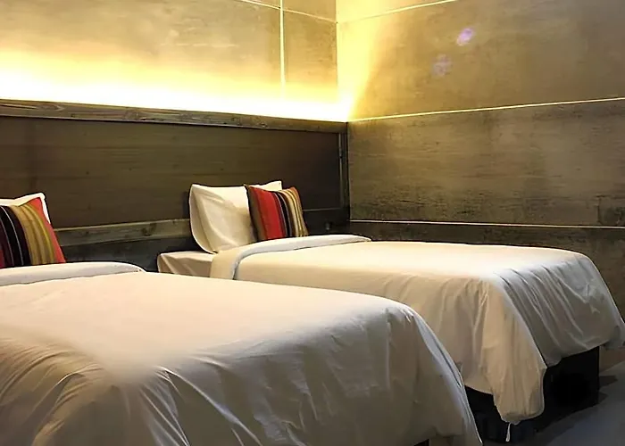 68 Hotel Bangkok